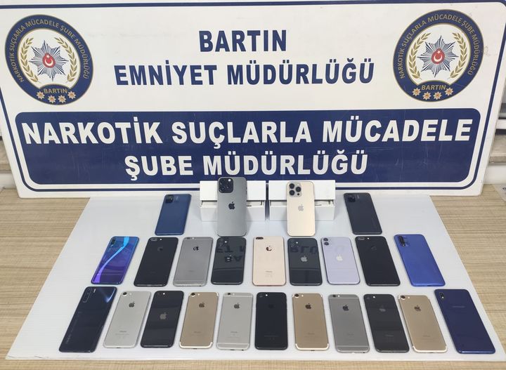 500 BİN DEĞERİNDE TELEFON YAKALANDI…